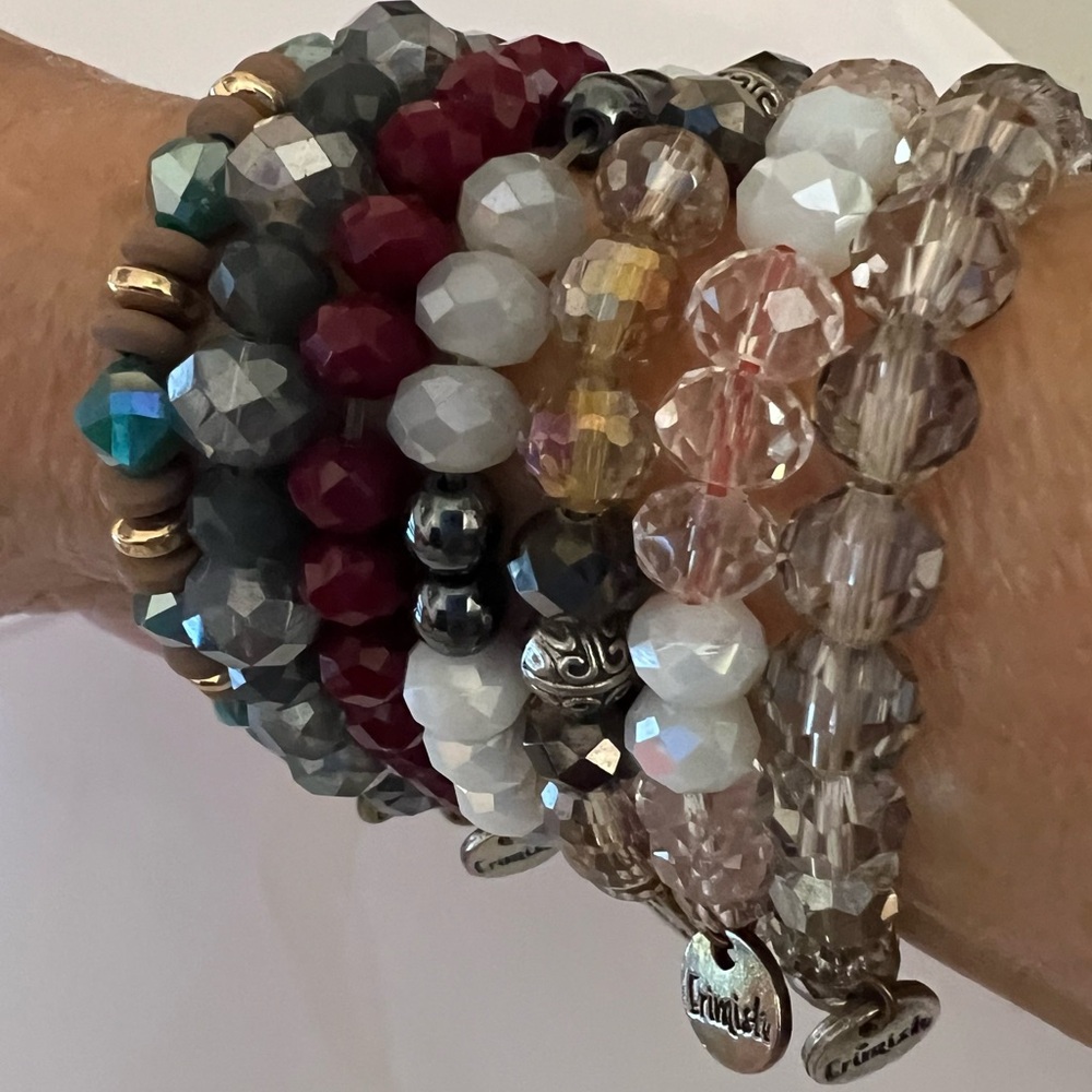Ermish Signed Set Of  7  Colorful Boho Trendy Faceted Beaded Stretch Bracelets